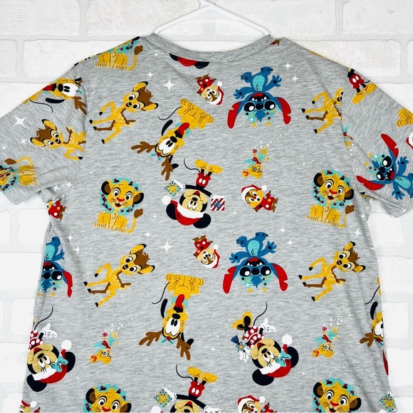 Rare Disney 100 Christmas Junior Grey Printed T-Shirt Mickey Lilo Size XXL (19) - Picture 8 of 11